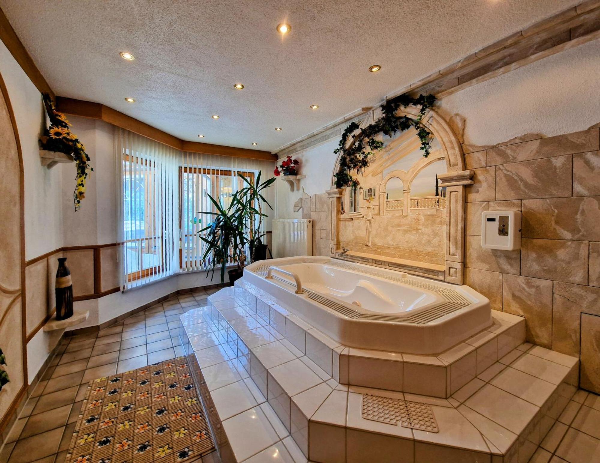 Almrausch Hotel 3*