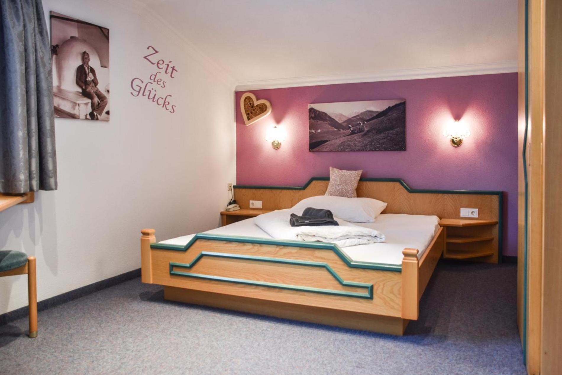 Almrausch Hotel 3*